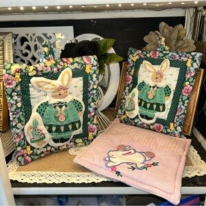 Vintage Quilted Folk Art Easter Bunny Wall Hanging with Carrots buttons set of 3